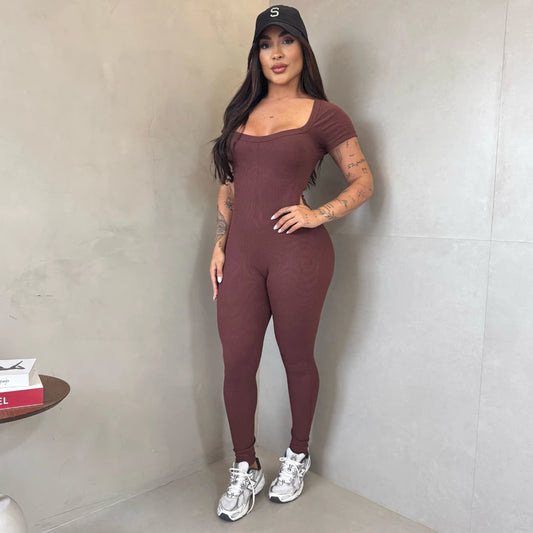 Macacão Canelado Manga Curta