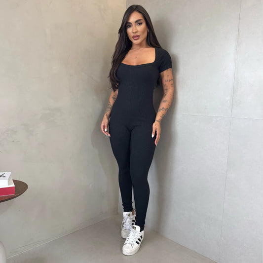 Macacão Canelado Manga Curta